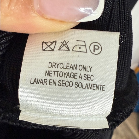 Herve Leger | Black Ribbed Contour Bodycon V Neck Dress - Small - Picture 5 of 7